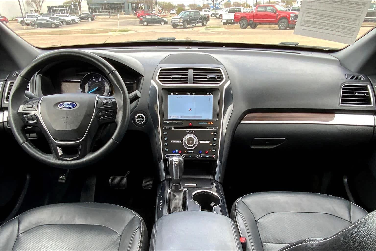 Used 2018 Blue Metallic Ford Limited image 16