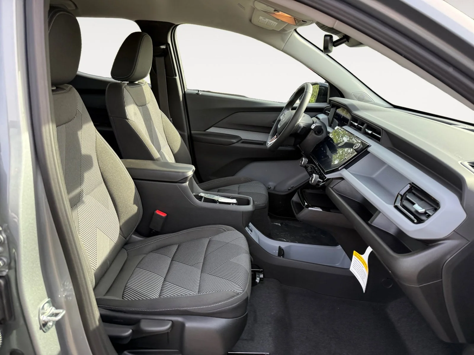 2027 Chevrolet Bolt LT - Photo 19