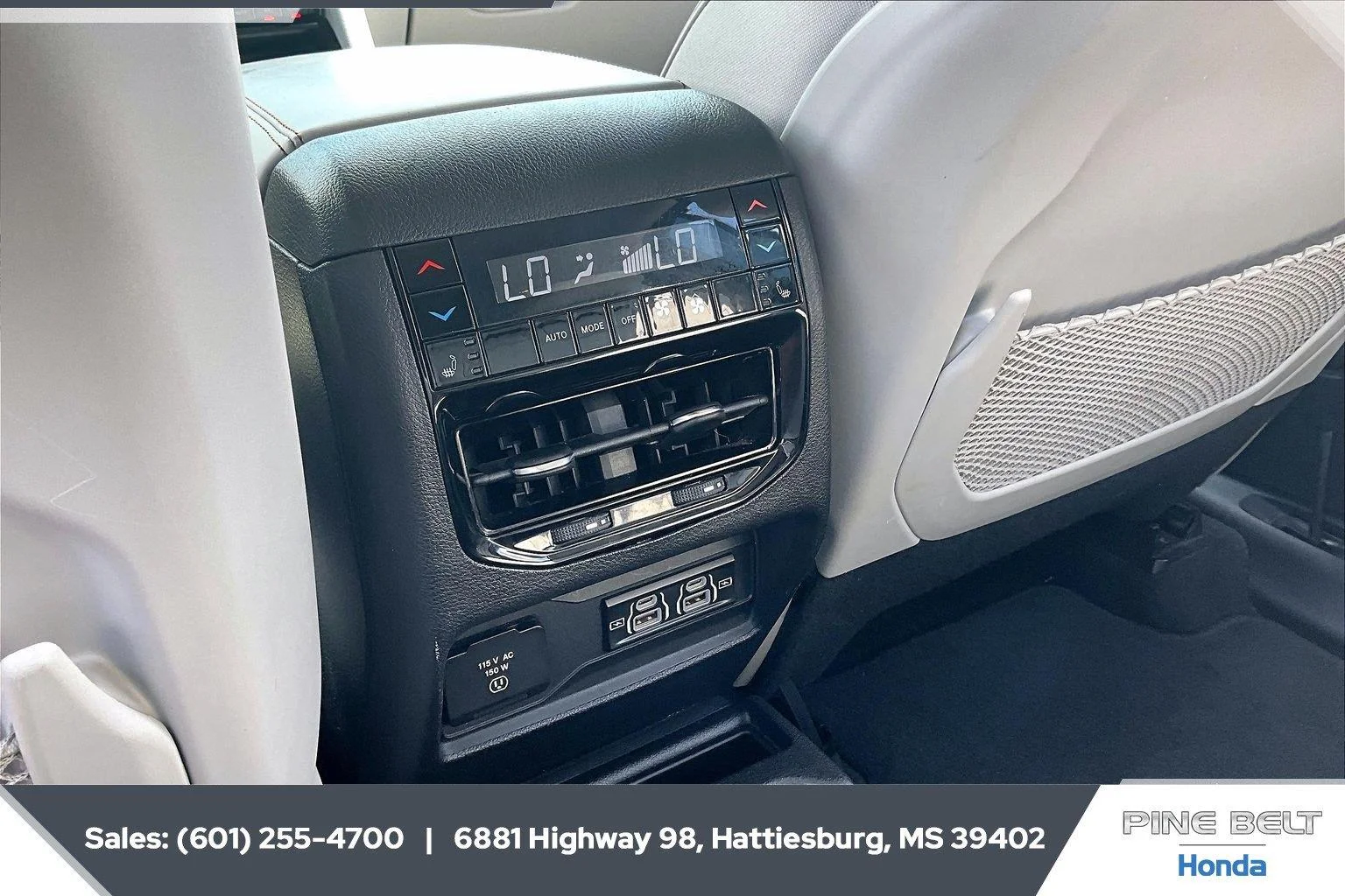 Used 2021 Silver Zynith Jeep Overland image 25