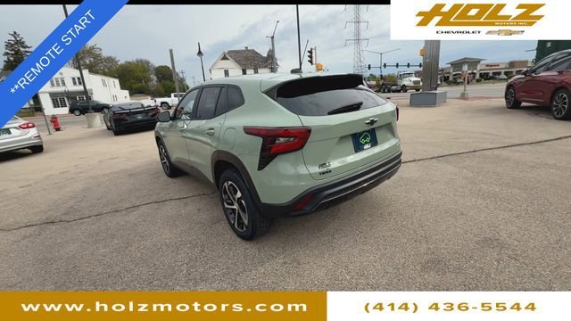 Certified Used 2024 Cacti Green Chevrolet 1RS image 6