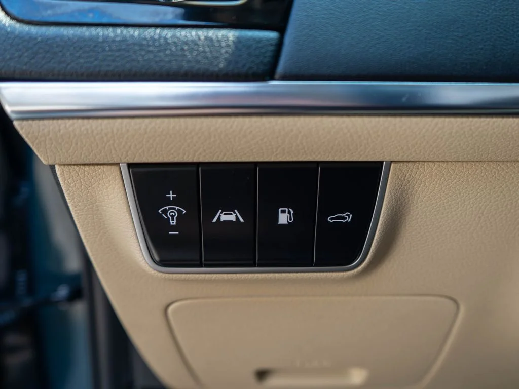 Used 2023 Green Kia GT2 image 19