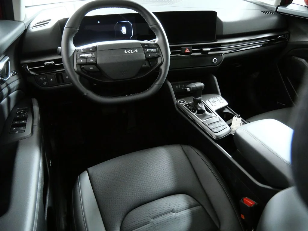 Used 2026 Red Kia SX-Prestige image 4