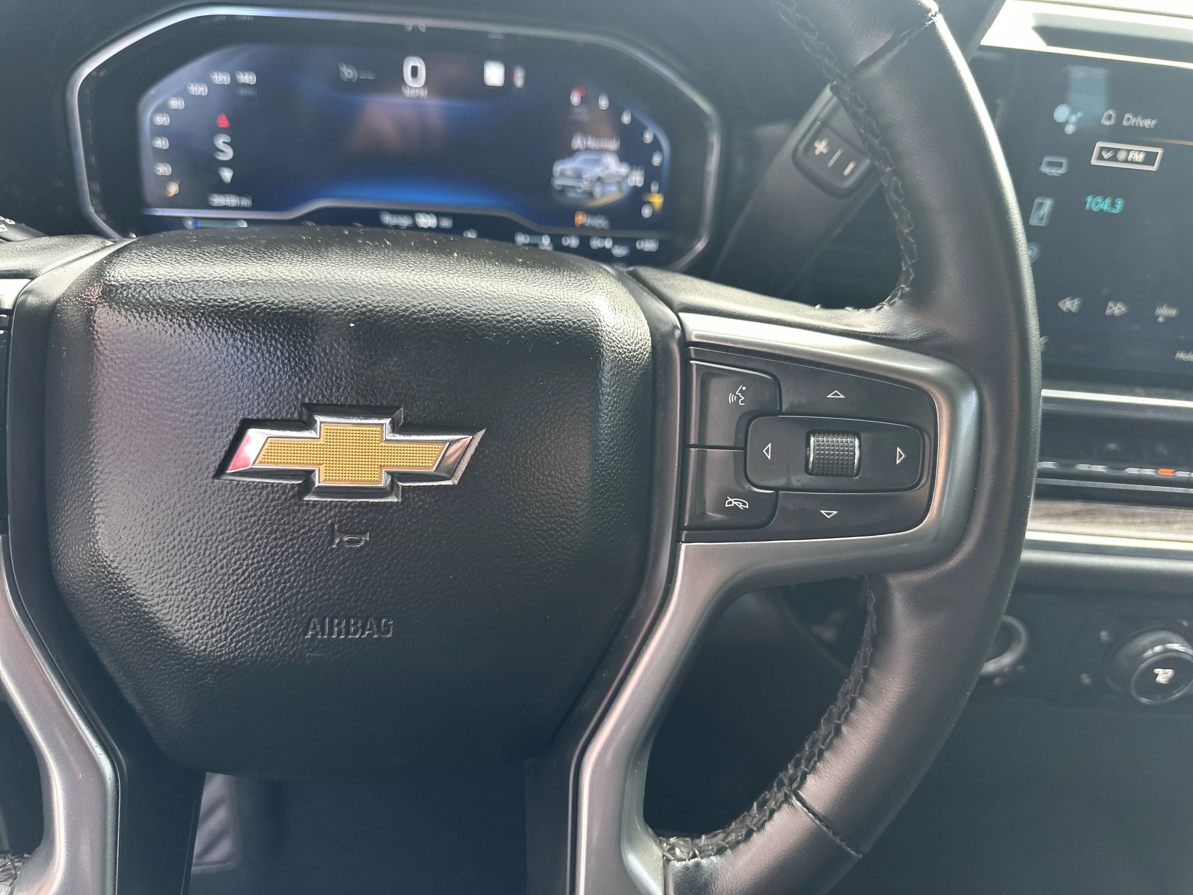 Used 2023 Sterling Gray Metallic Chevrolet LT image 13