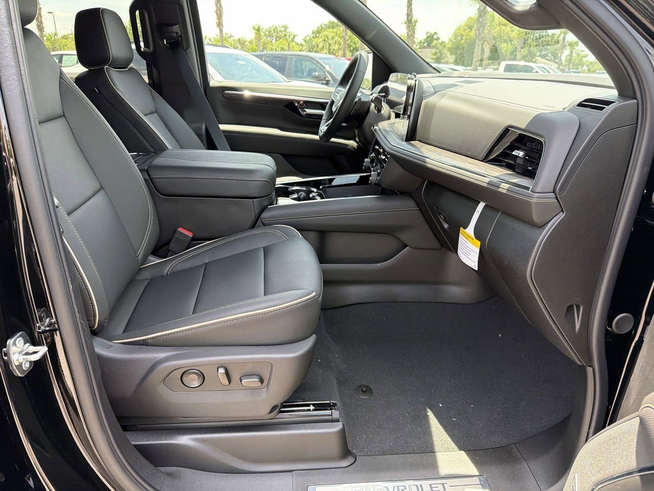 2026 Chevrolet Tahoe Premier - Photo 28