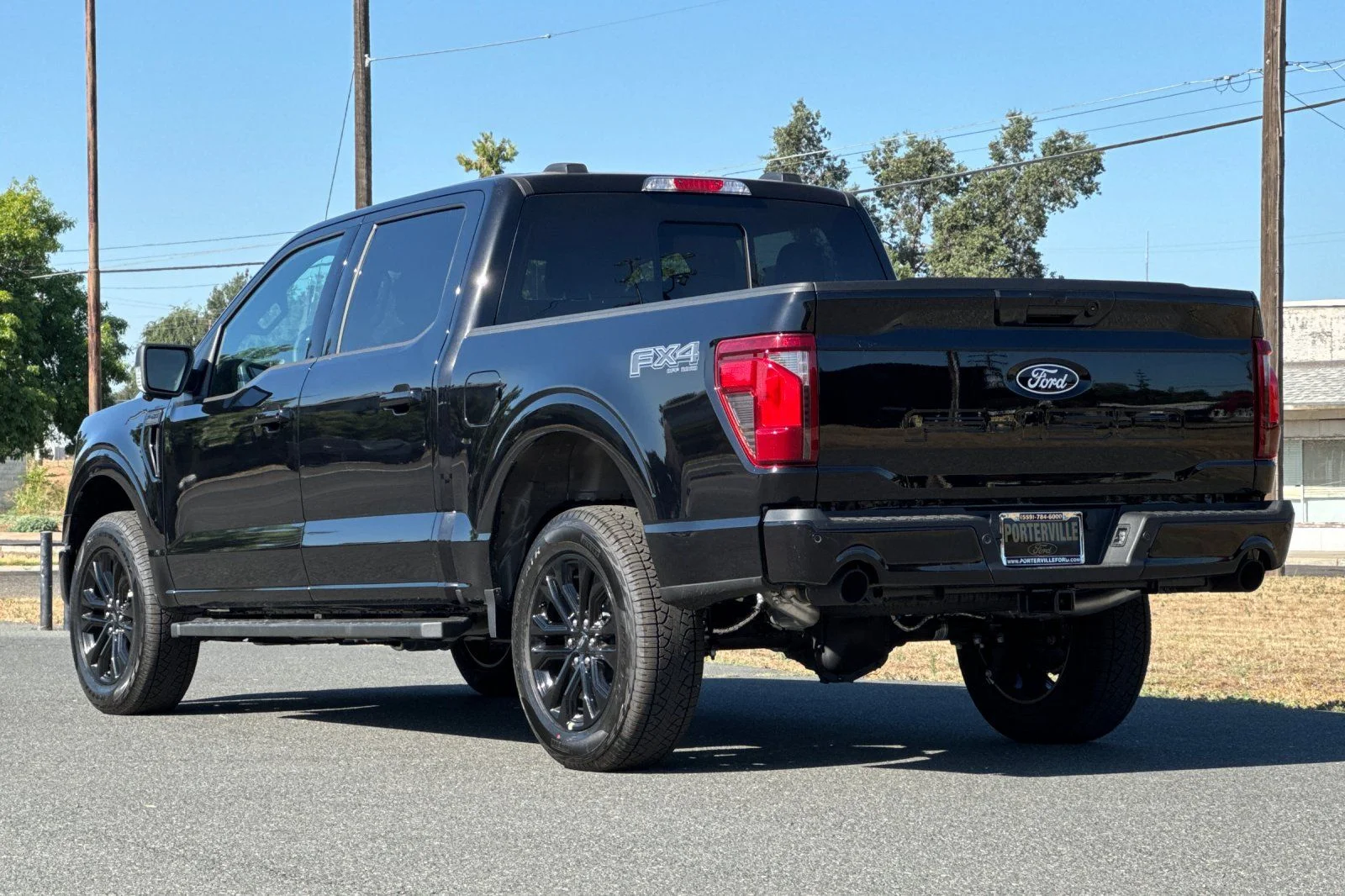 New 2026 Agate Black Metallic Ford XLT image 7