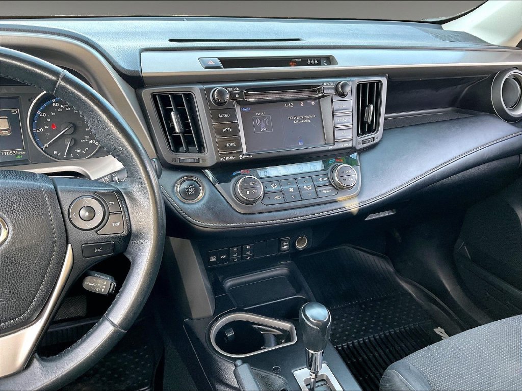 Used 2018 Black Toyota XLE image 17