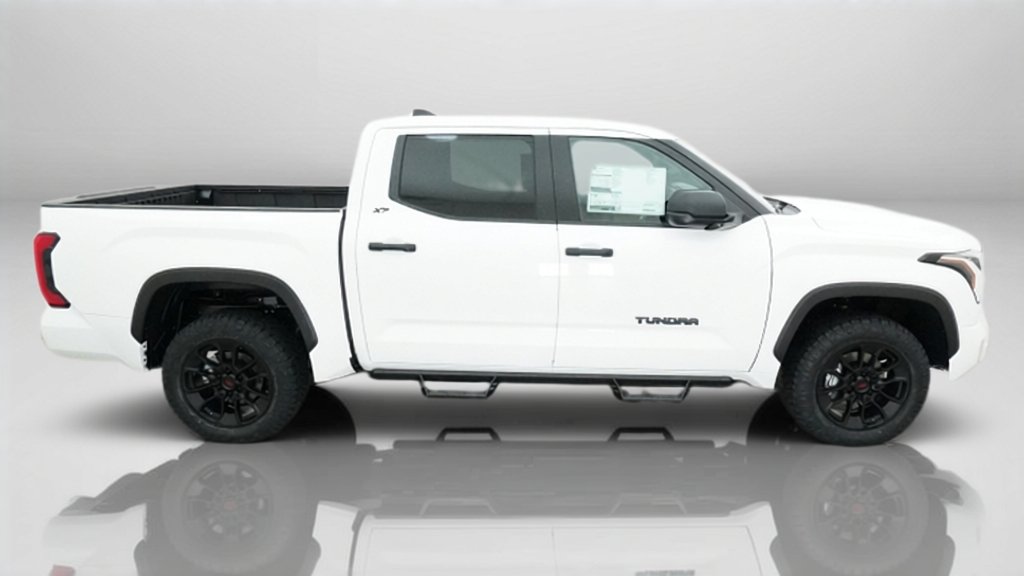 2026 Toyota Tundra SR5 - Photo 7