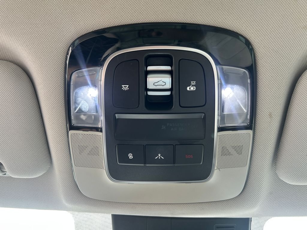 Certified Used 2020 Gray Hyundai Limited image 17