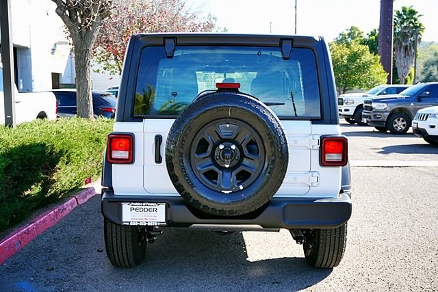 New 2026 Bright White Clear-Coat Exterior Paint Jeep Sport image 11