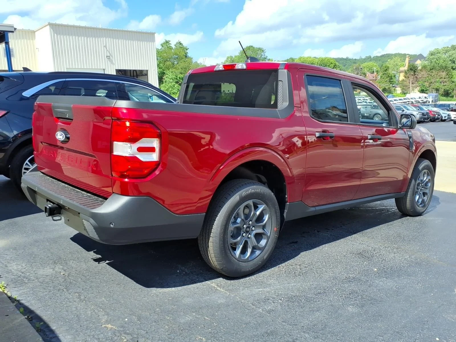 New 2026 Ruby Red Metallic Tinted Clearcoat Ford XLT image 4
