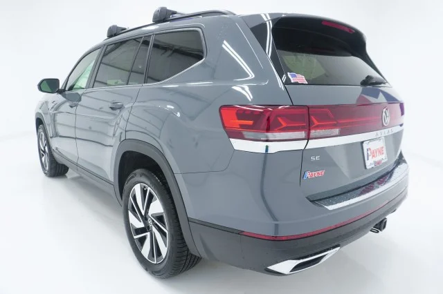 New 2026 Pure Gray Volkswagen 2.0T SE w/Technology image 10