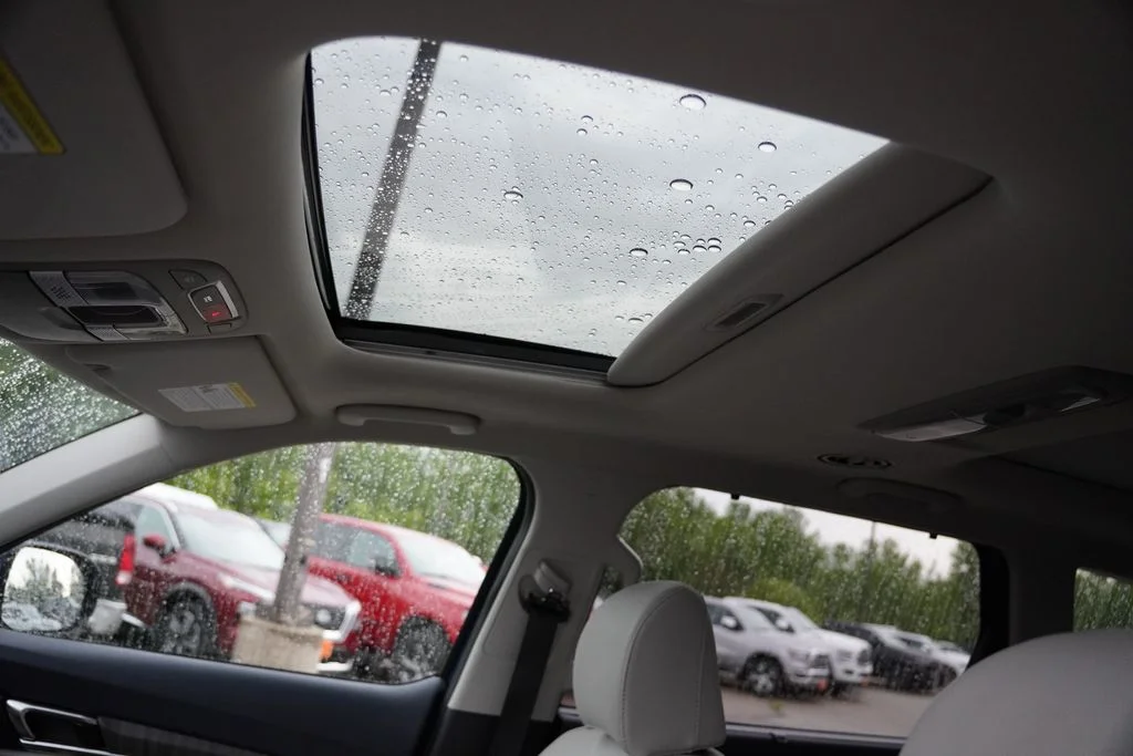 Used 2024 Midnight Lake Blue Kia SX image 5