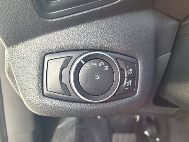Used 2017 White Ford S image 15