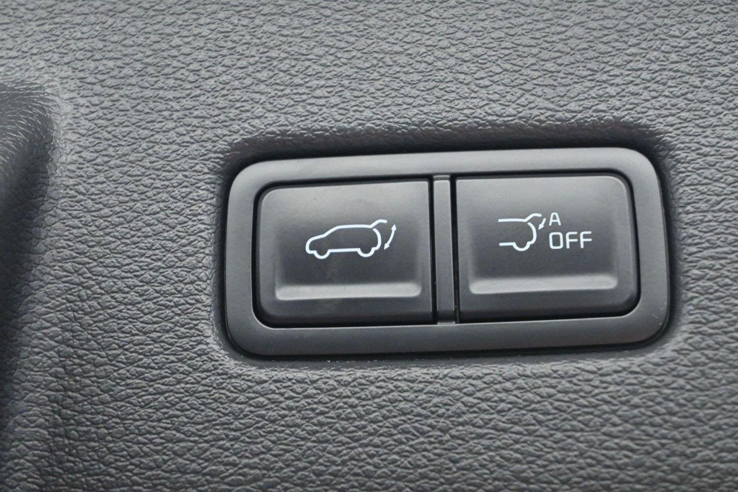 Used 2023 Glacial White Pearl Kia SX X-Line image 10