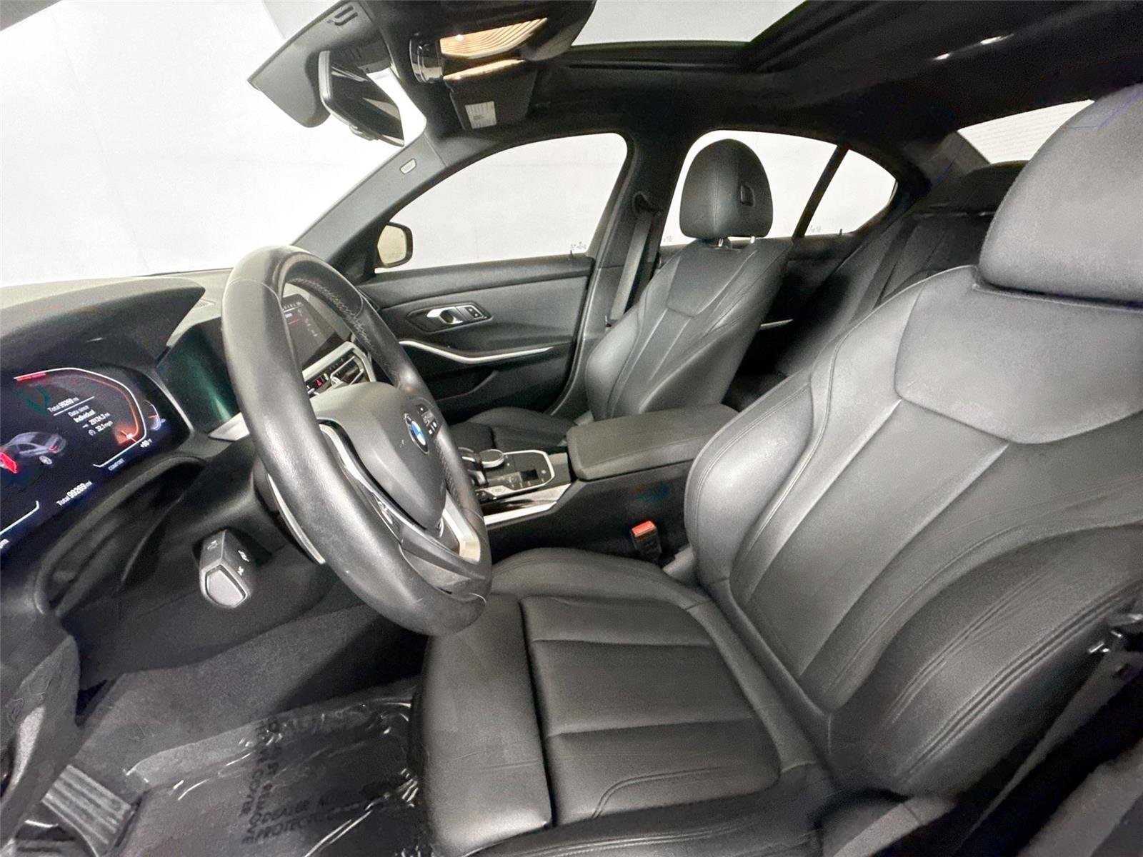 Used 2019 Mineral White Metallic BMW 330i xDrive image 3