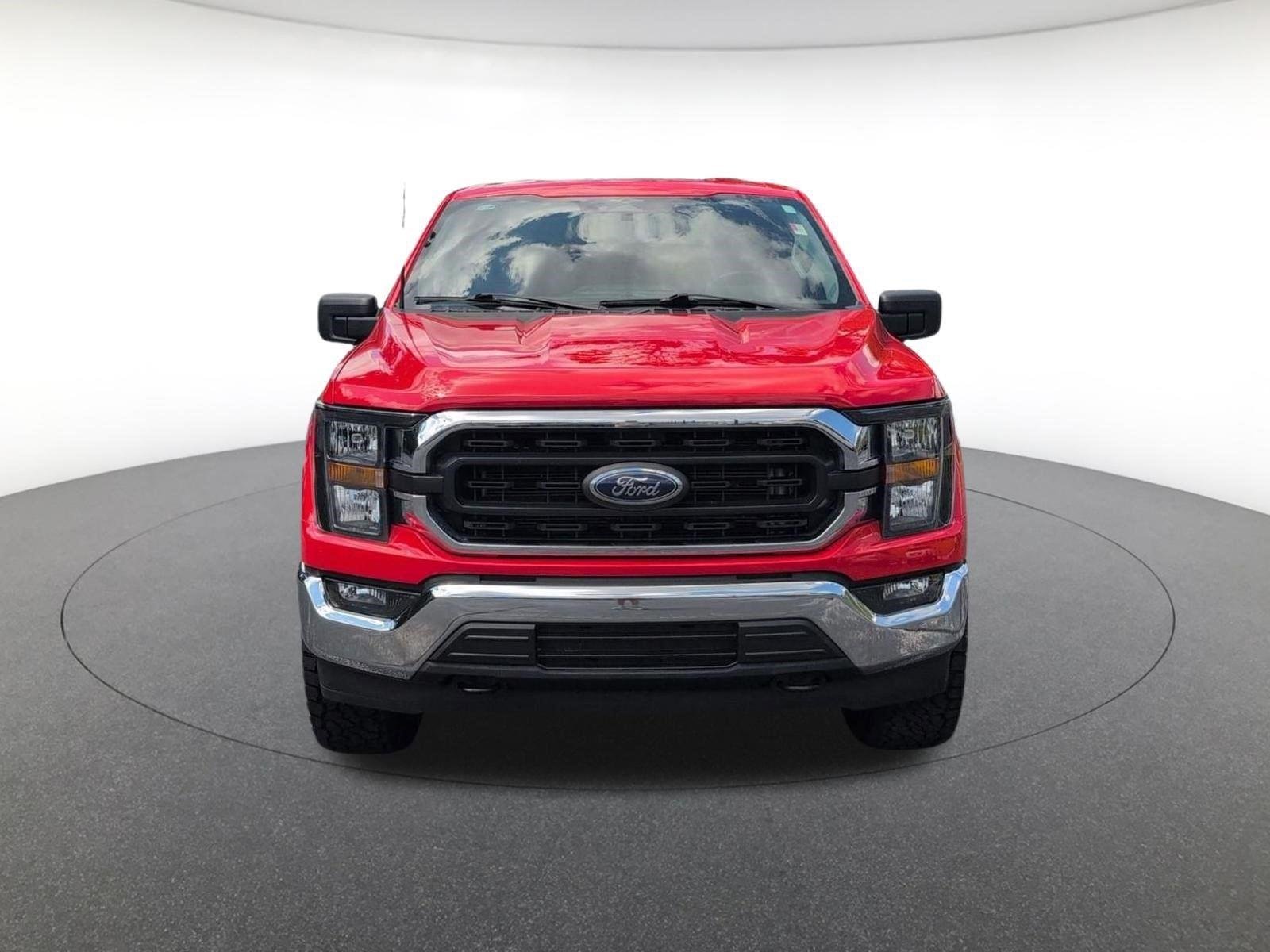 Used 2023 Race Red Ford XLT image 3