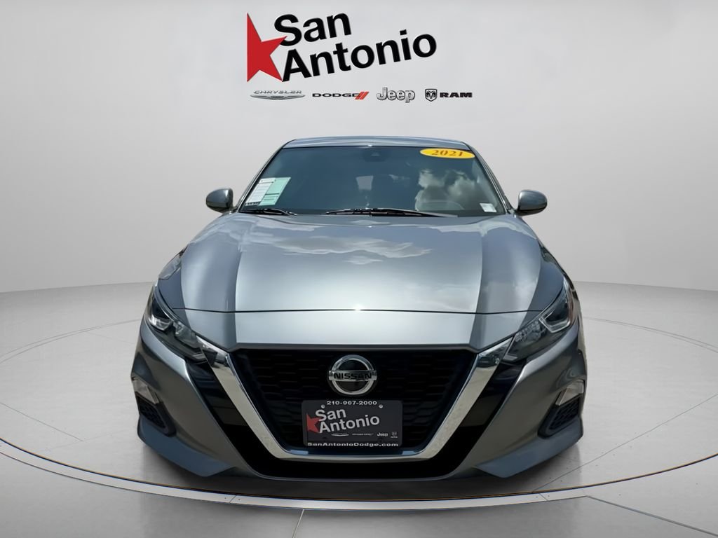 Used 2021 Gray Nissan 2.5 S image 4
