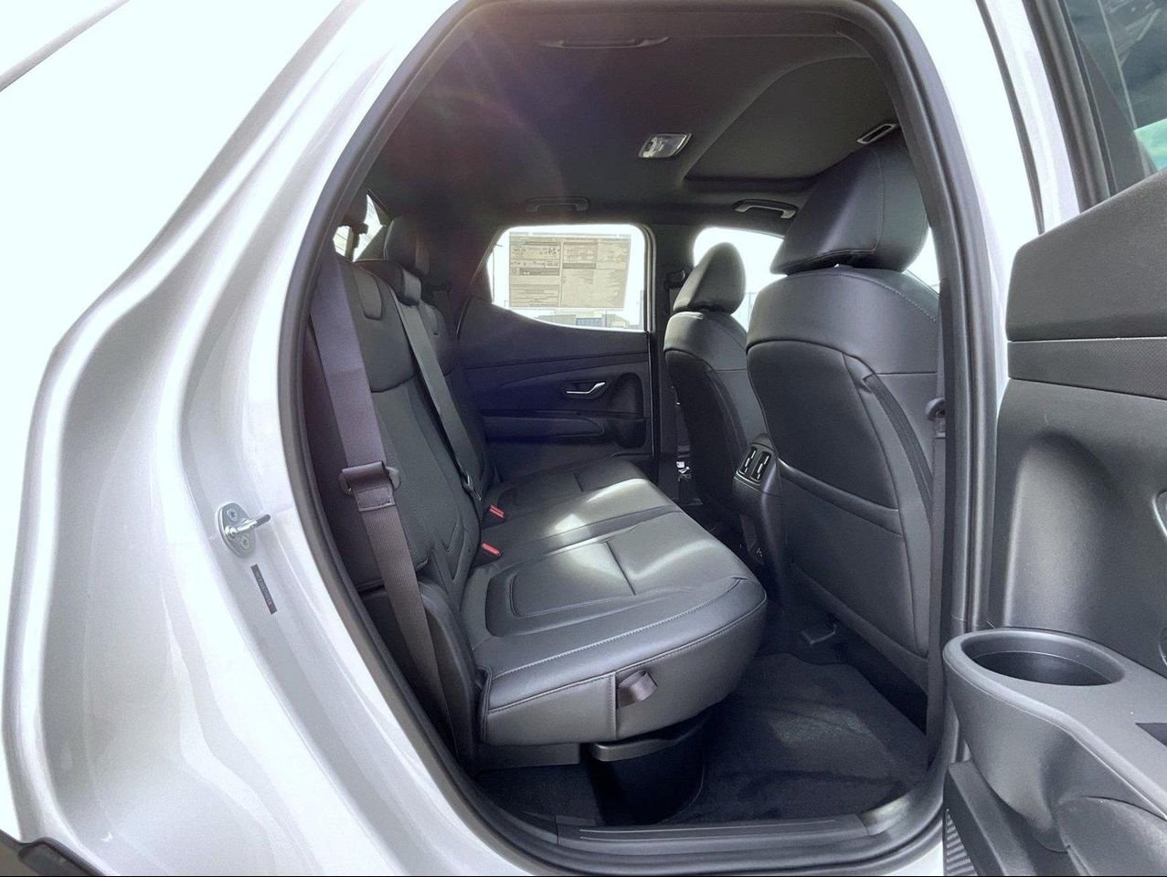 New 2026 White Hyundai SEL image 19