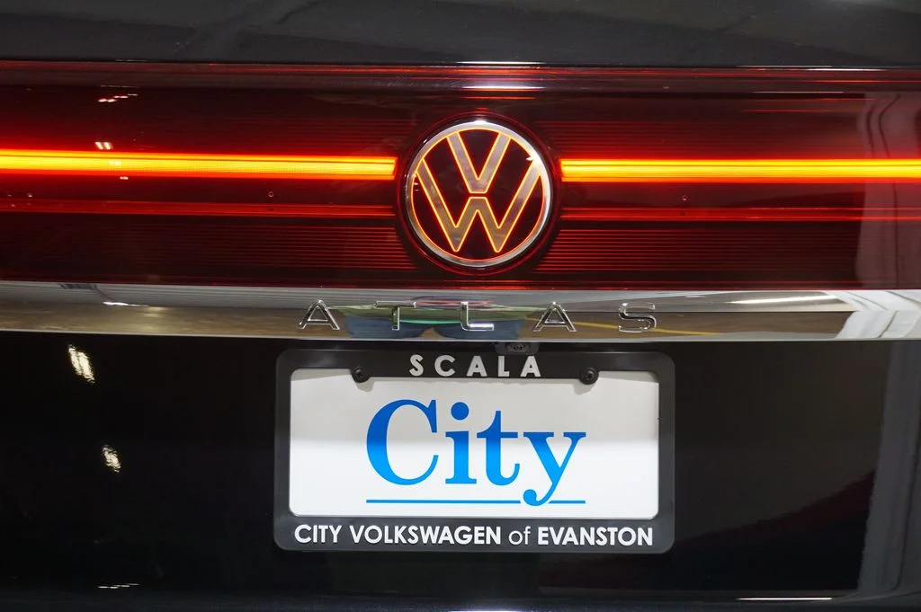 New 2026 Black Volkswagen 2.0T SE w/Technology image 35