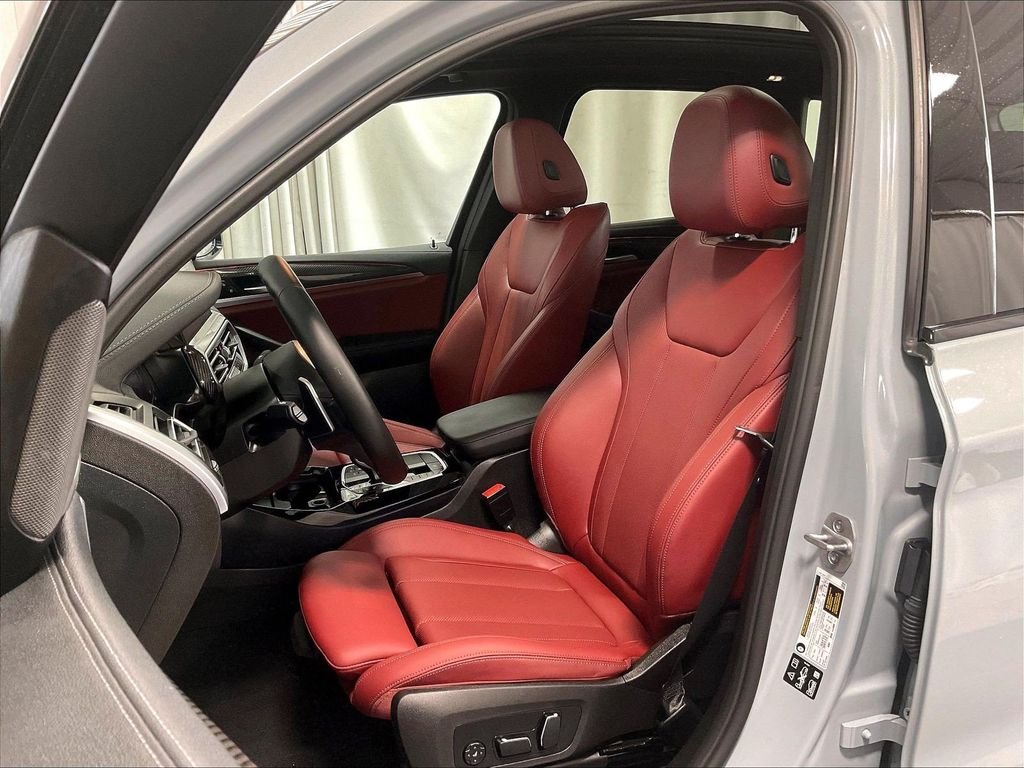 Used 2024 Gray BMW M40i image 10