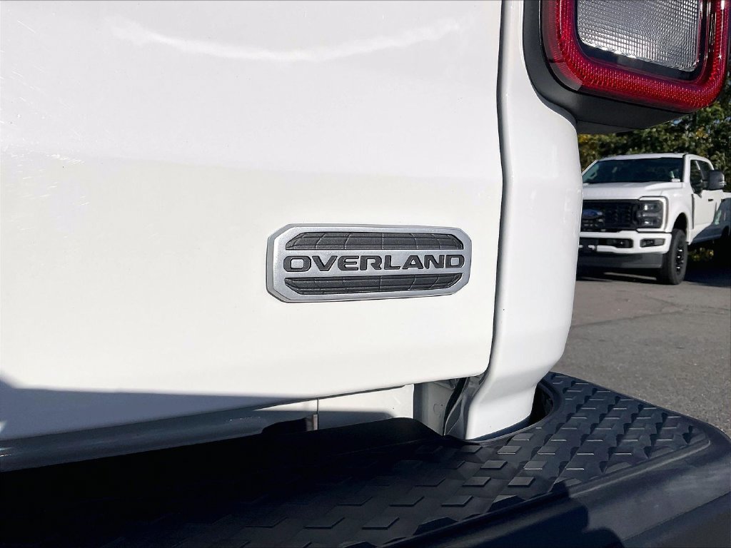 Used 2022 Bright White Clearcoat Jeep Overland image 26