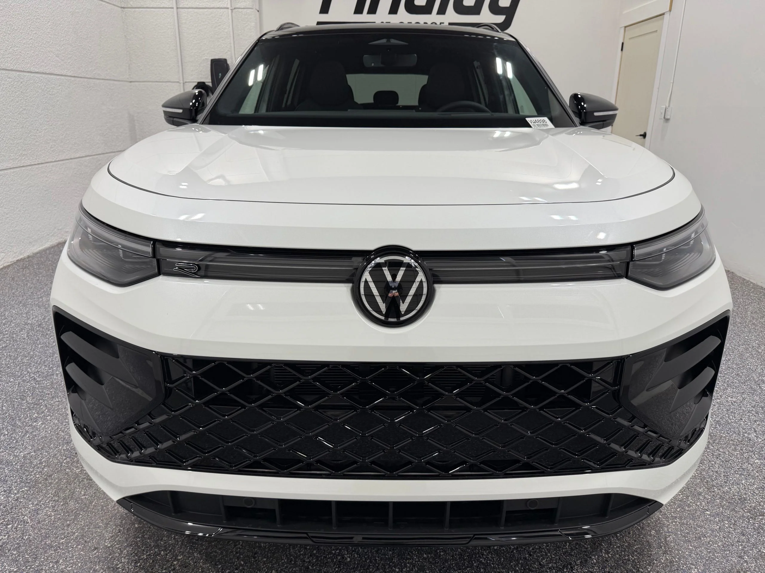 New 2026 White Volkswagen SE R-Line Black image 10