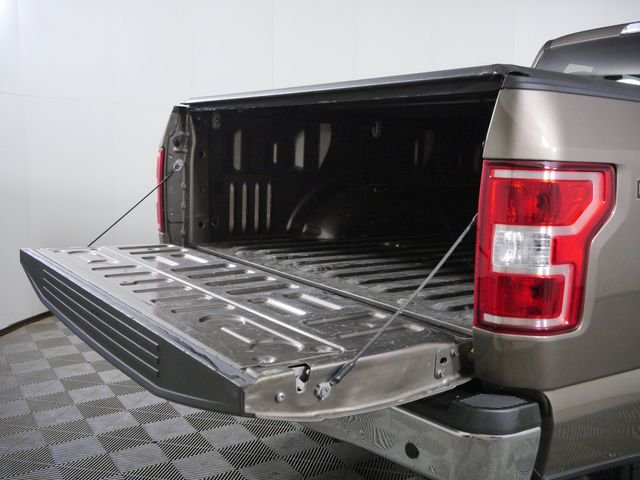 Certified Used 2018 Gray Ford XLT image 17