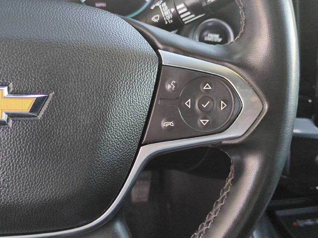 Used 2023 Summit White Chevrolet LT Cloth image 13