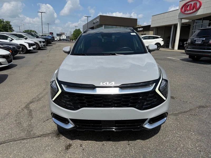Used 2023 Gray Kia SX image 2
