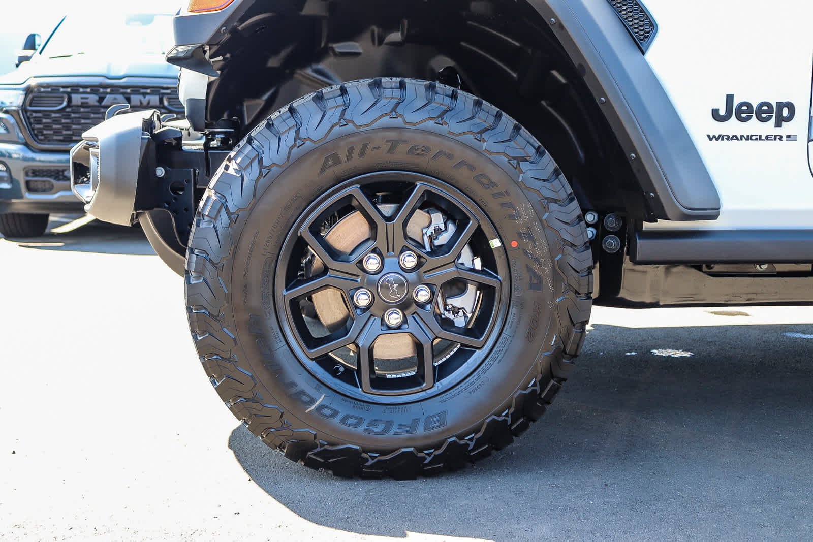 New 2027 Bright White Clear-Coat Exterior Paint Jeep Willys image 10