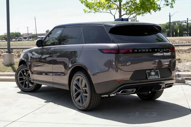 New 2026  Land Rover SE image 13