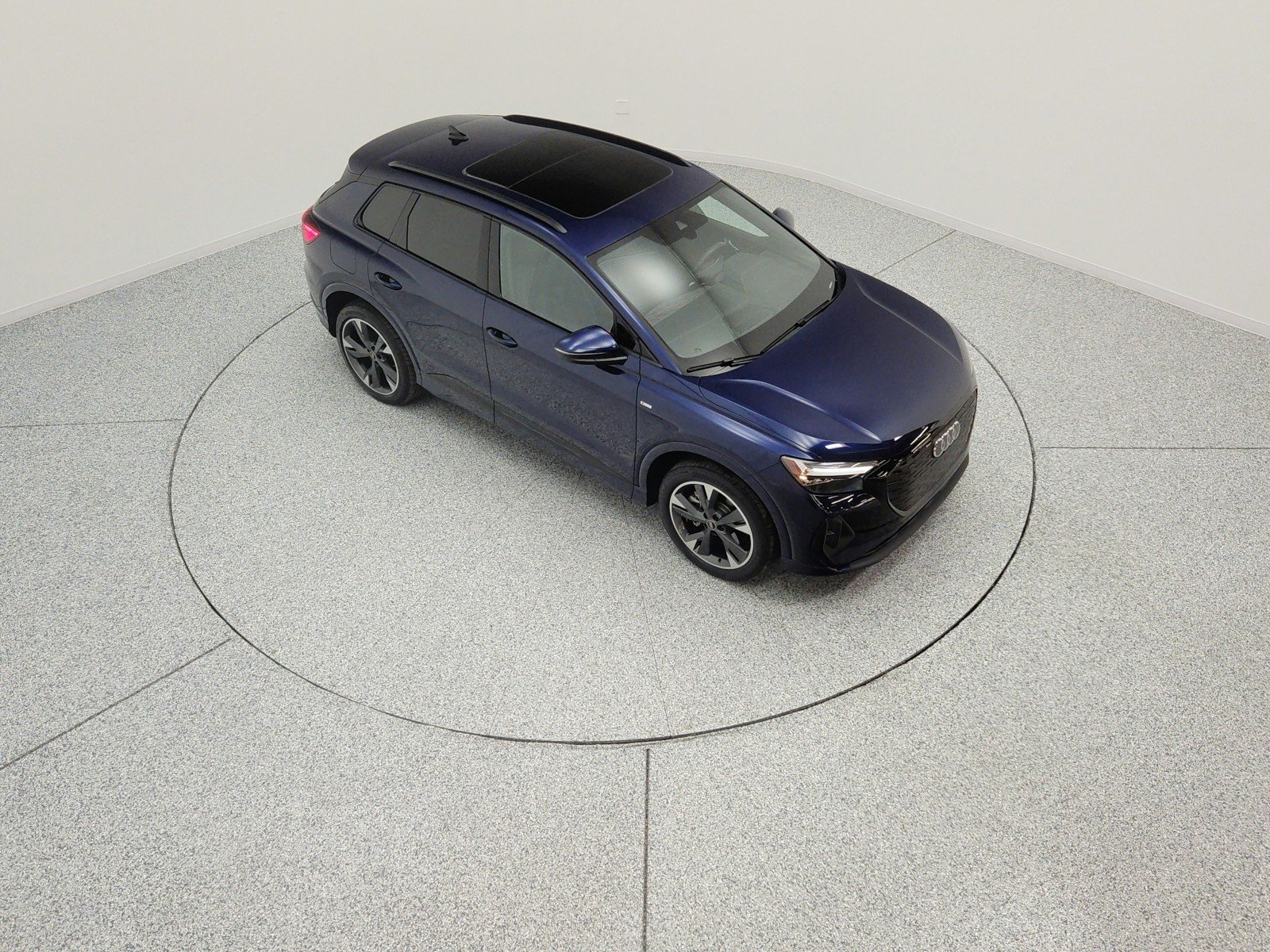 Used 2023 Navarra Blue Metallic Audi Premium Plus 50 quattro image 11