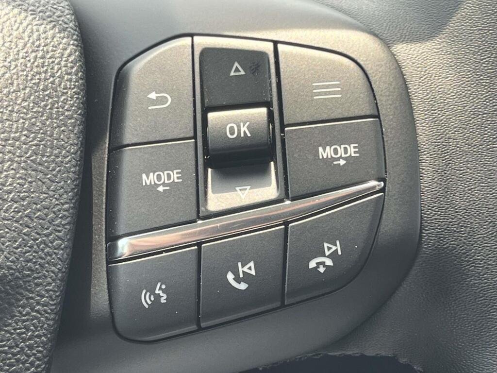 New 2026 Oxford White Ford XLT image 33