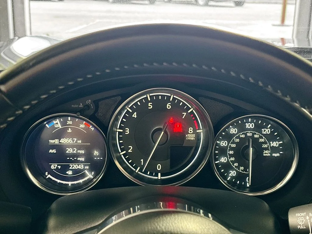 Used 2021 Gray Mazda Club image 14
