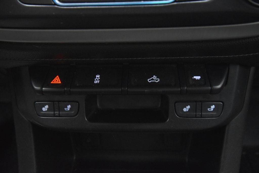 Used 2018 Gray GMC SLT image 27