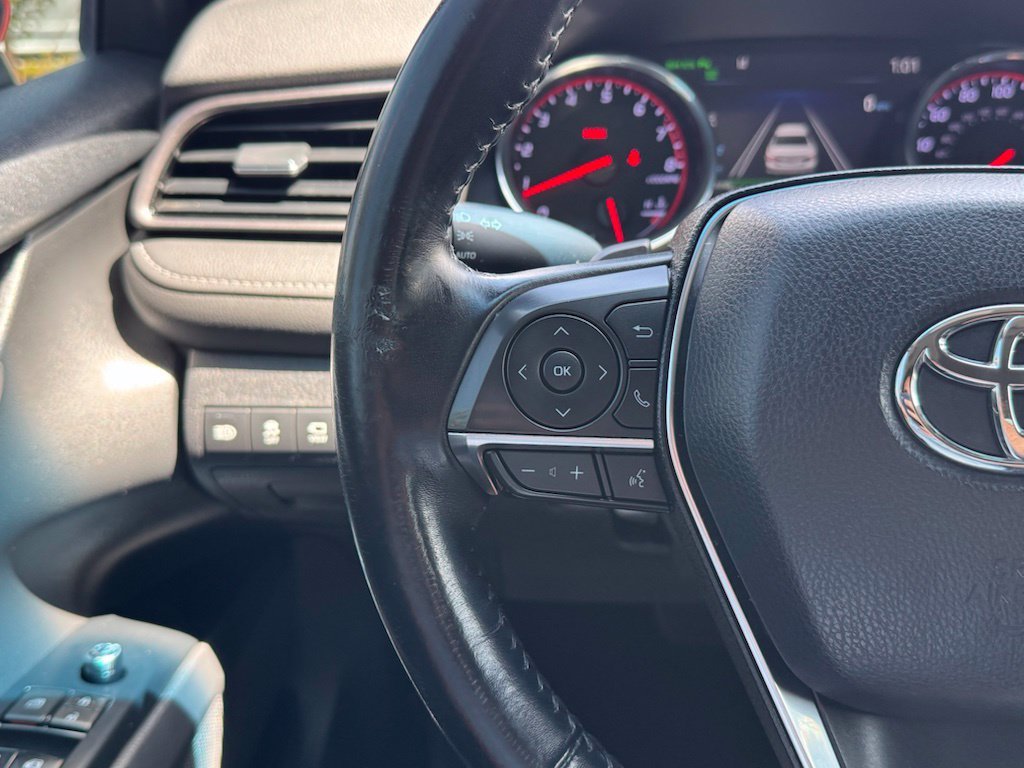 Used 2019 Red Toyota XSE V6 image 10