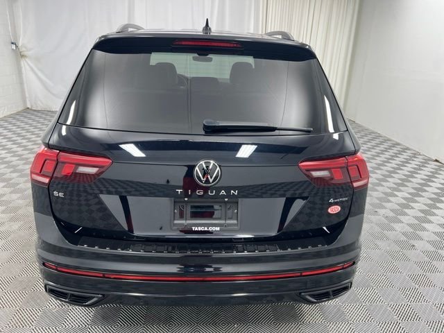 Used 2024 Black Volkswagen 2.0T SE R-Line Black image 7