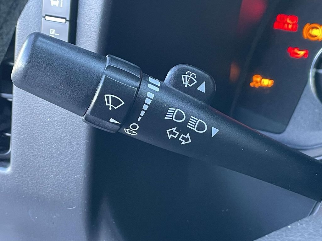 2017 Chevrolet Express Passenger LS - Photo 19