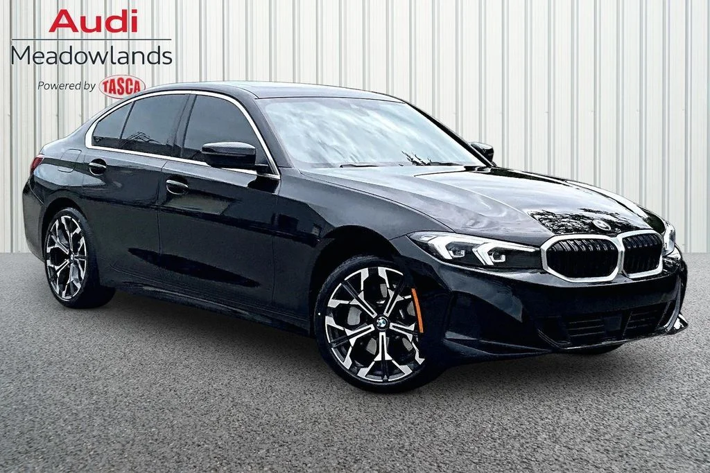 Used 2026 Black BMW 330i xDrive image 3