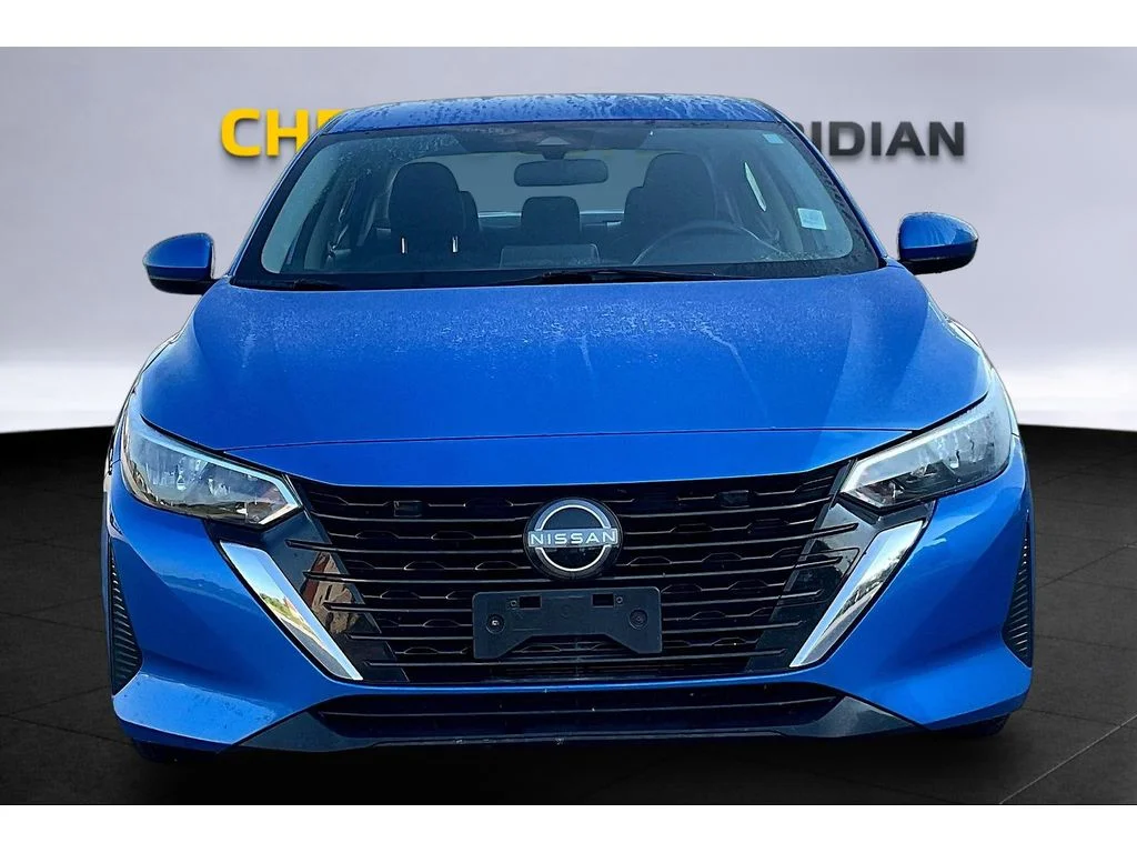 Used 2025 Blue Nissan SV image 3