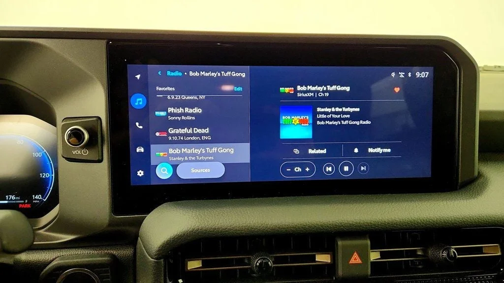 Used 2026 Black Toyota 4WD w/ Moonroof, JBL, HUD, 20