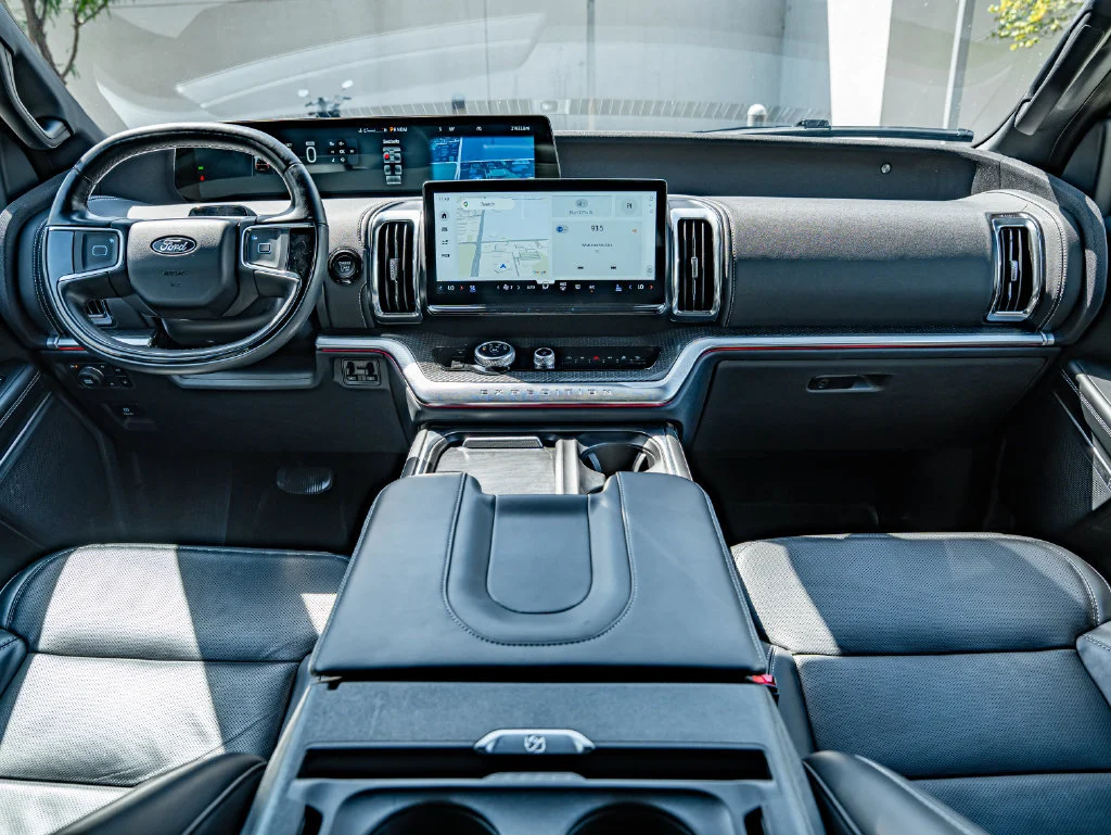 Used 2025 Black Ford Platinum image 28