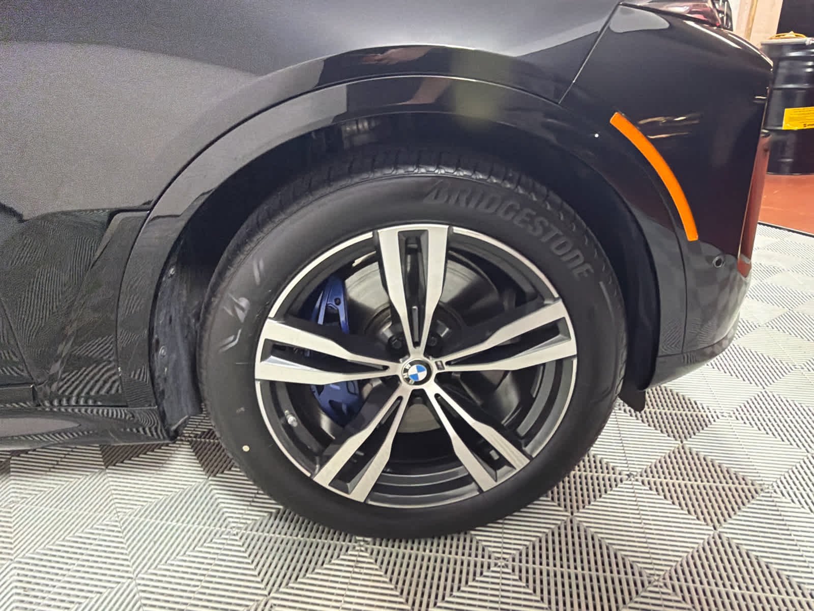 Certified Used 2024 Black Sapphire Metallic BMW M60i image 9