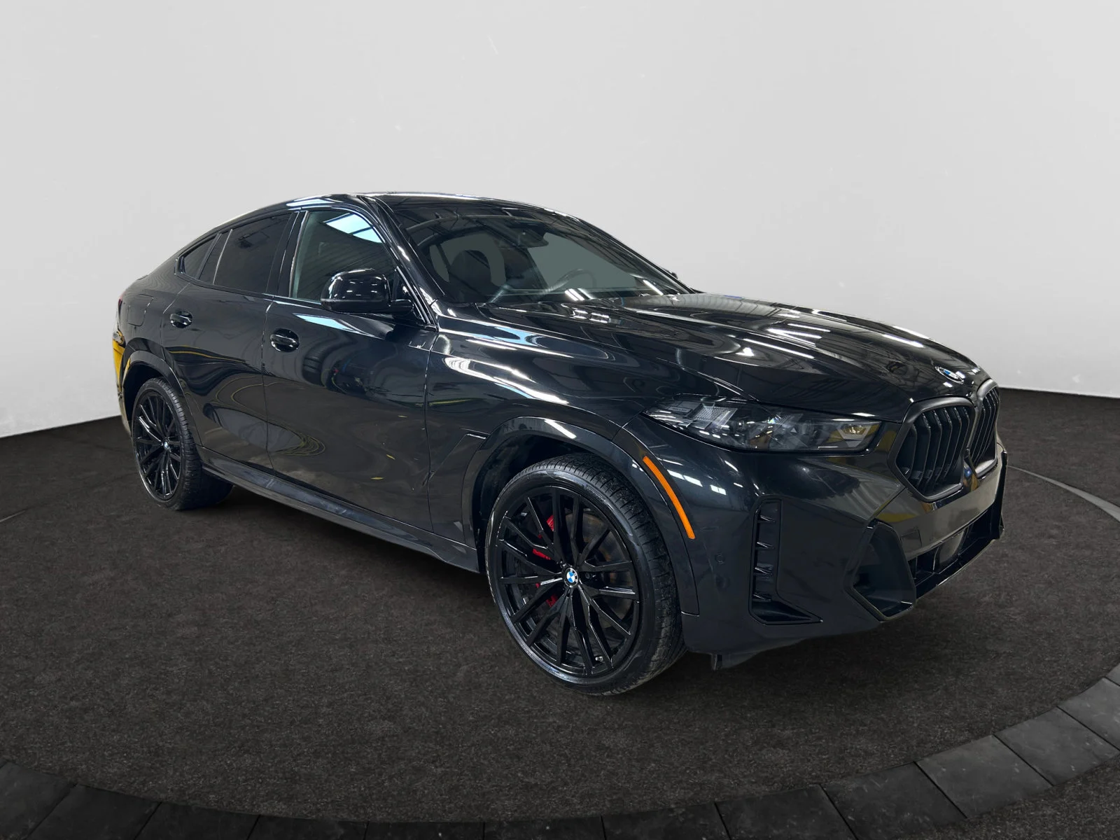 Used 2024 Black BMW xDrive40i image 7