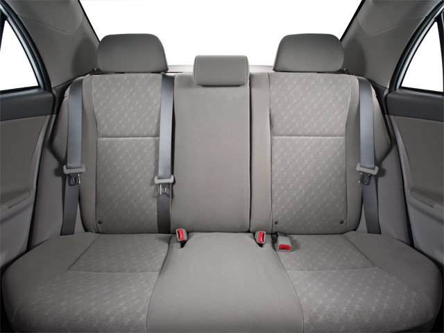 Used 2010  Toyota  image 14