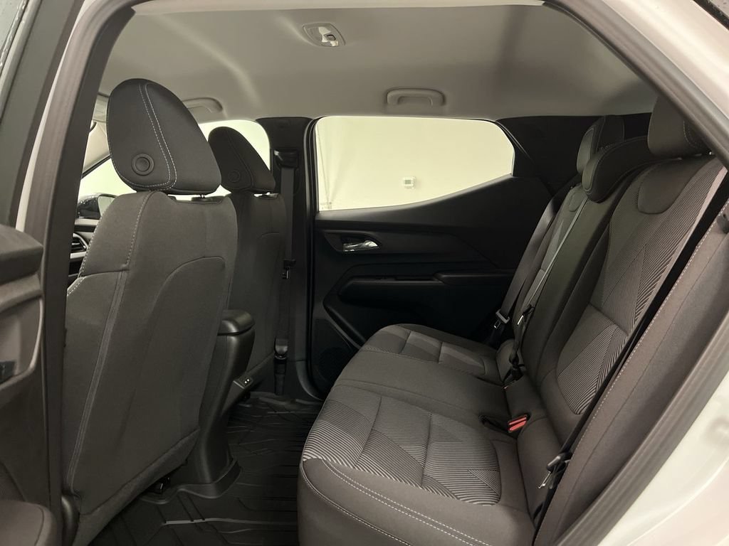 2027 Chevrolet Bolt LT - Photo 22