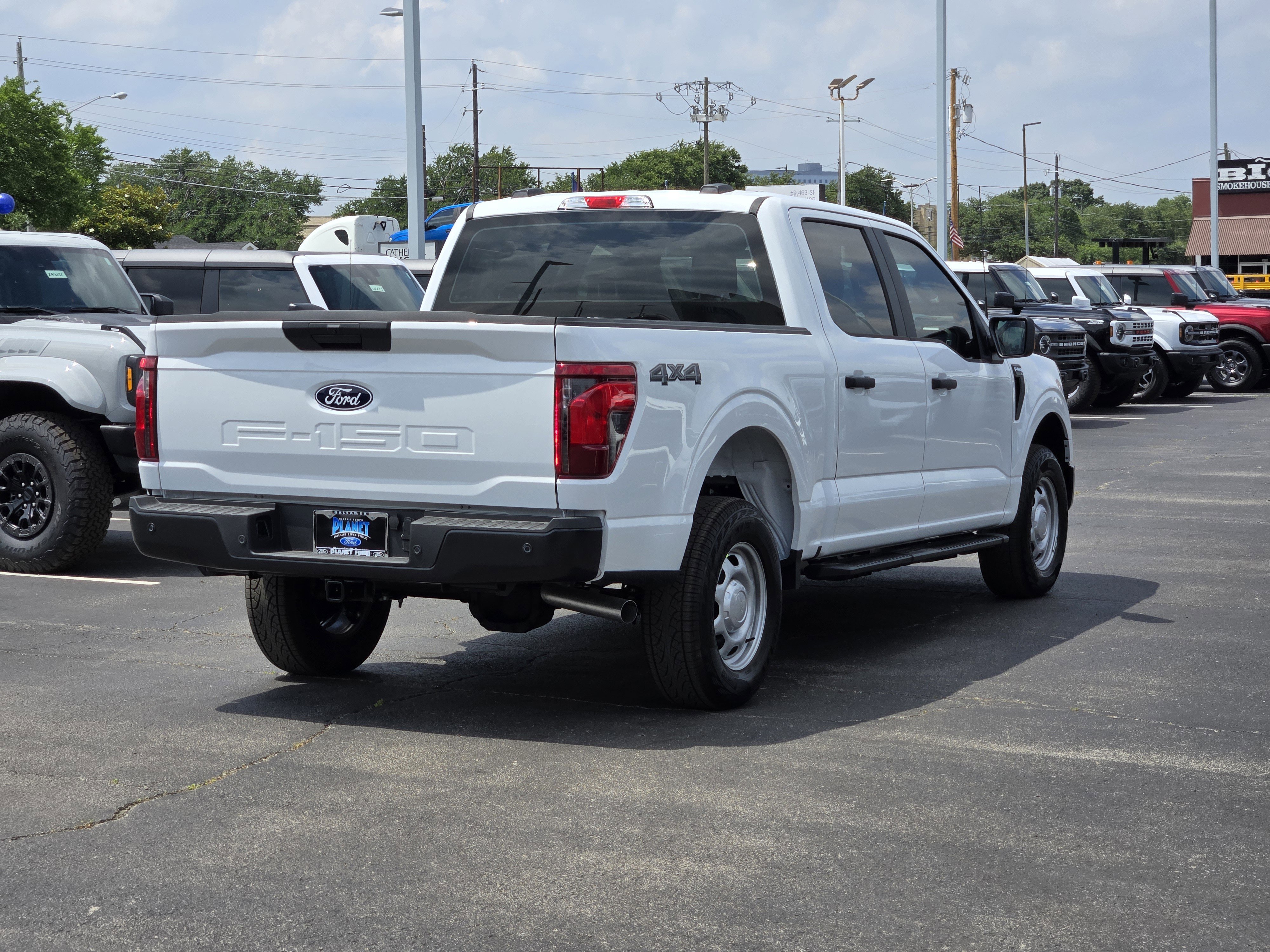 New 2026 Oxford White Ford XL image 4