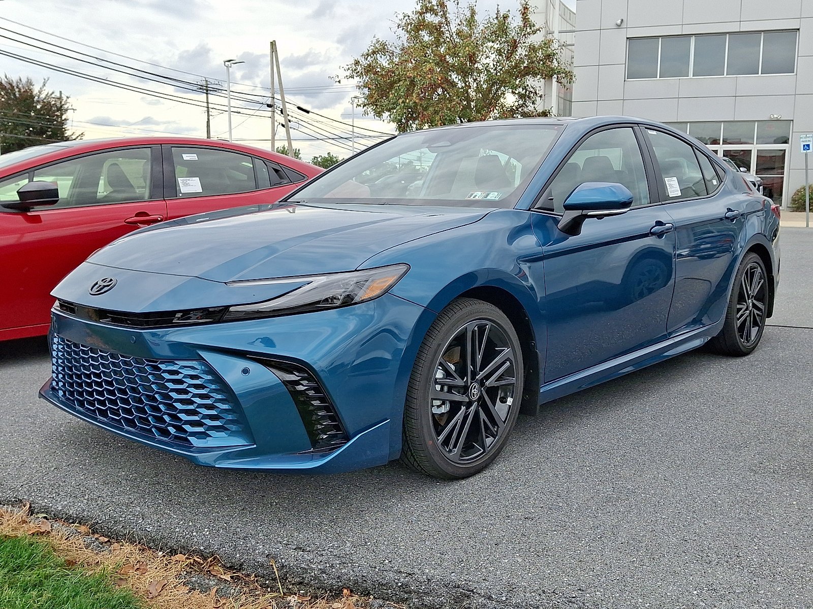 New 2026 Ocean Gem Toyota  XSE image 3