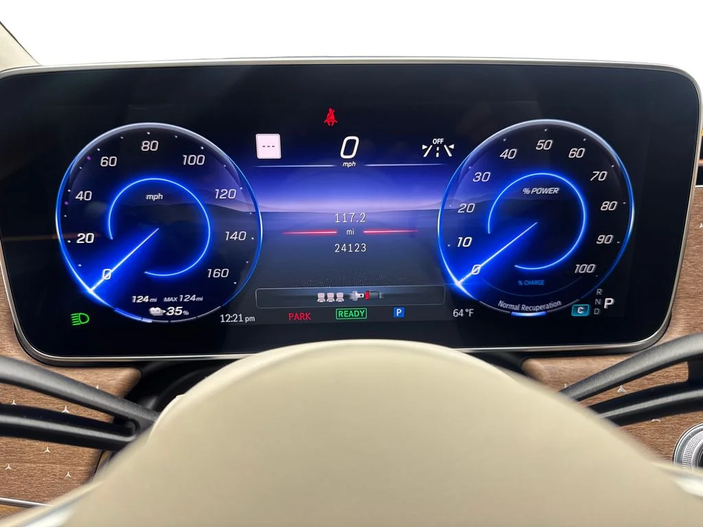 Used 2023 White Mercedes-Benz 450 image 56