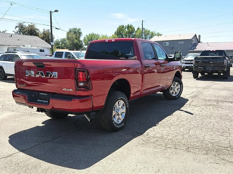 New 2026 Molten Red Pearl-Coat Exterior Paint RAM Big Horn image 7